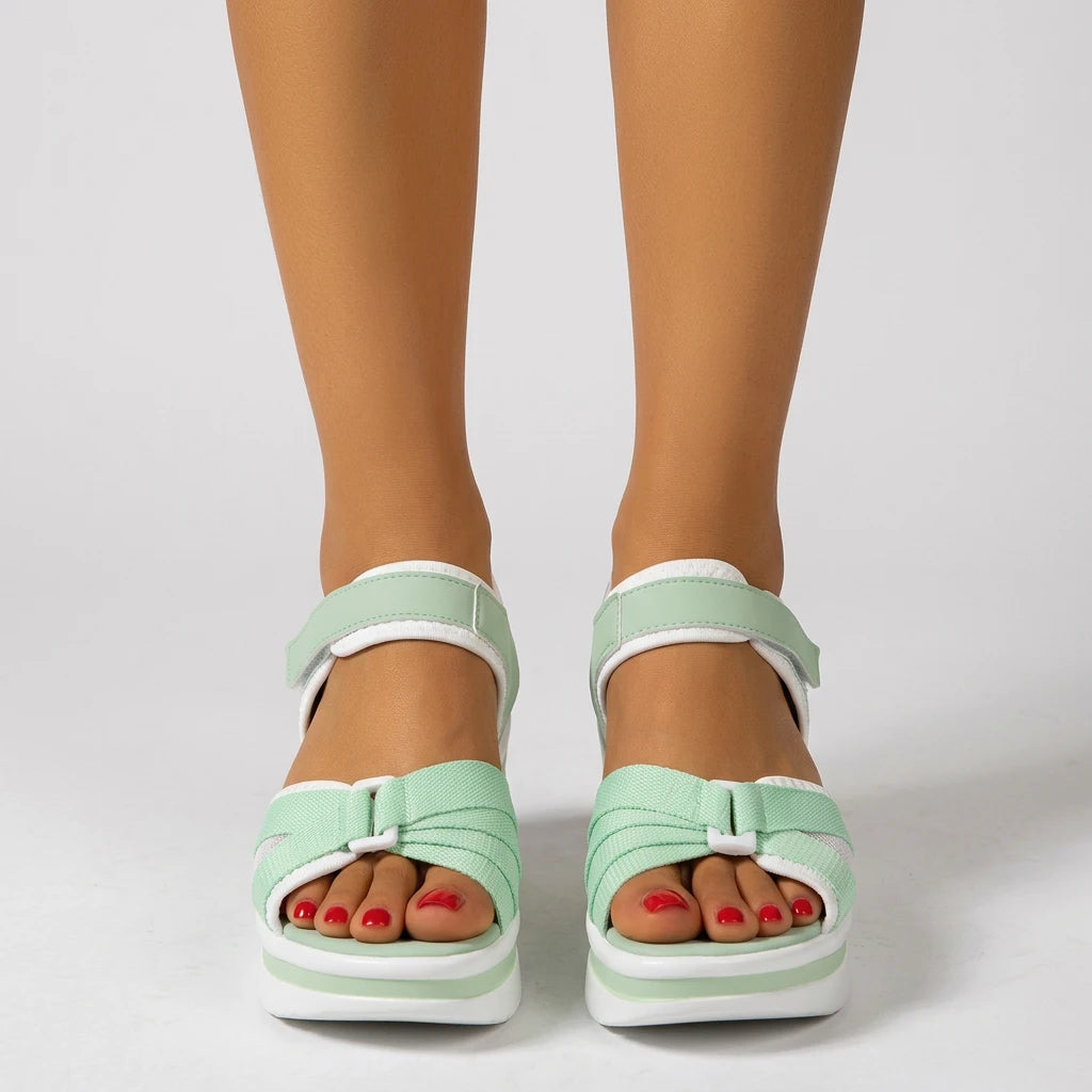 sandales compensées brides croisées - Variation 3