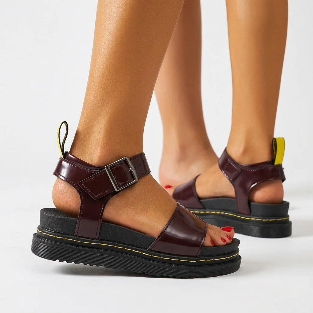 sandale compensée plate - Variation 4