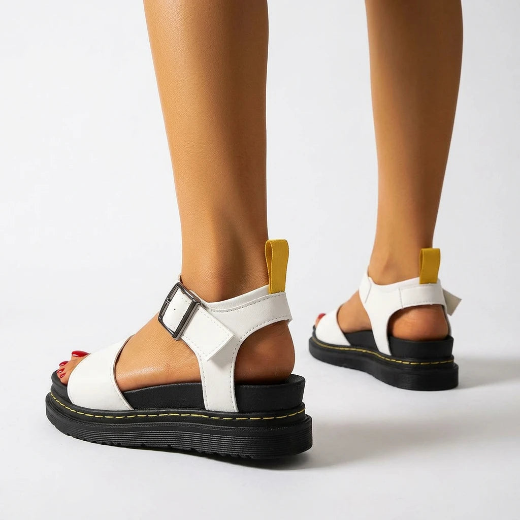 sandales compensées plastique - Variation 4